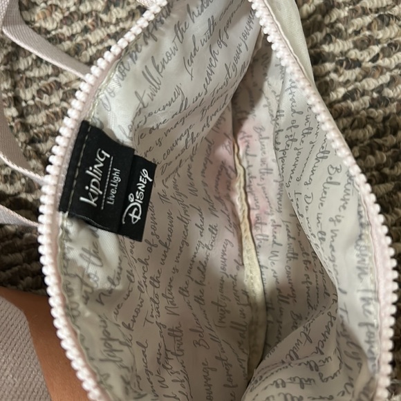 Frozen 2 Anna Kipling Crossbody PurSe - Picture 3 of 3